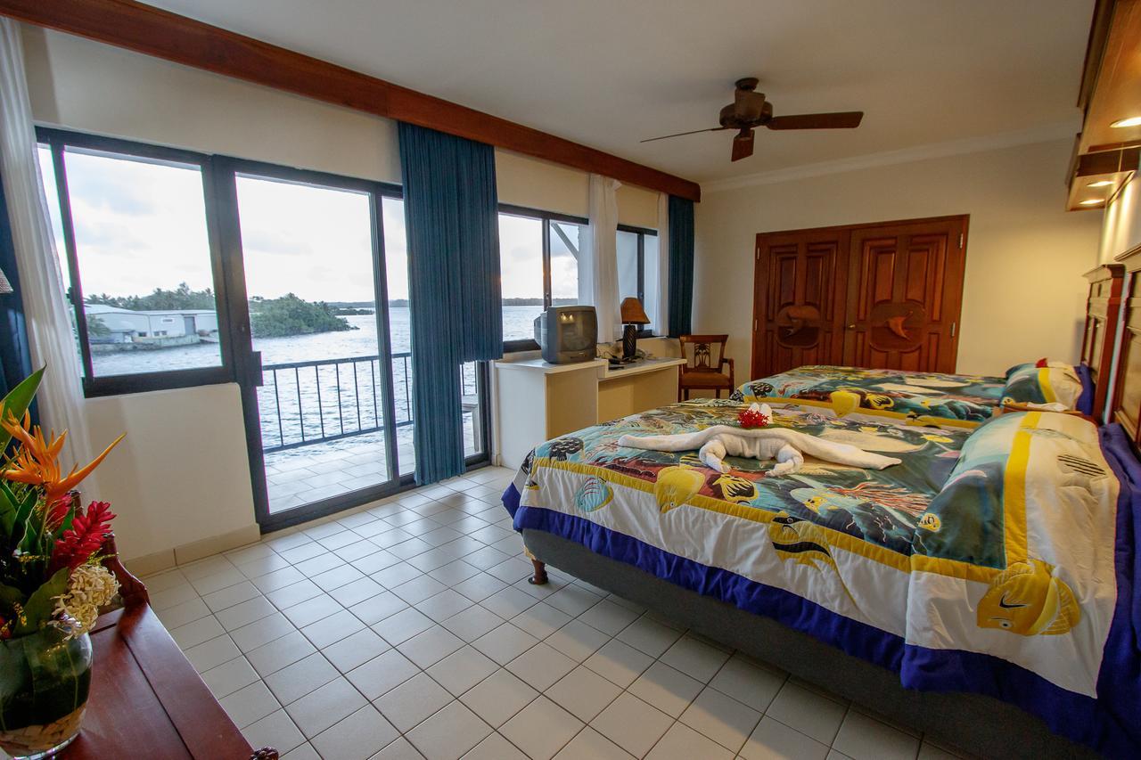 Manta Ray Bay Resort Colonia Zewnętrze zdjęcie