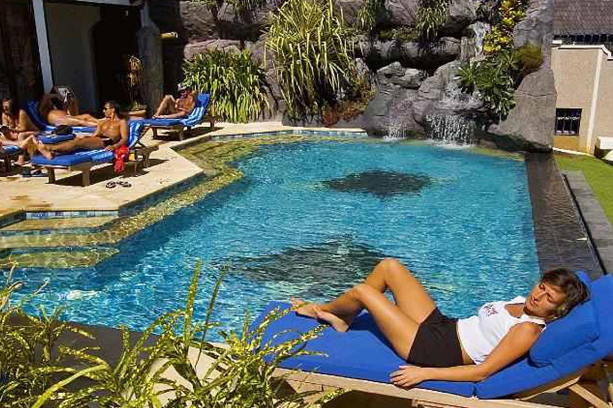 Manta Ray Bay Resort Colonia Zewnętrze zdjęcie