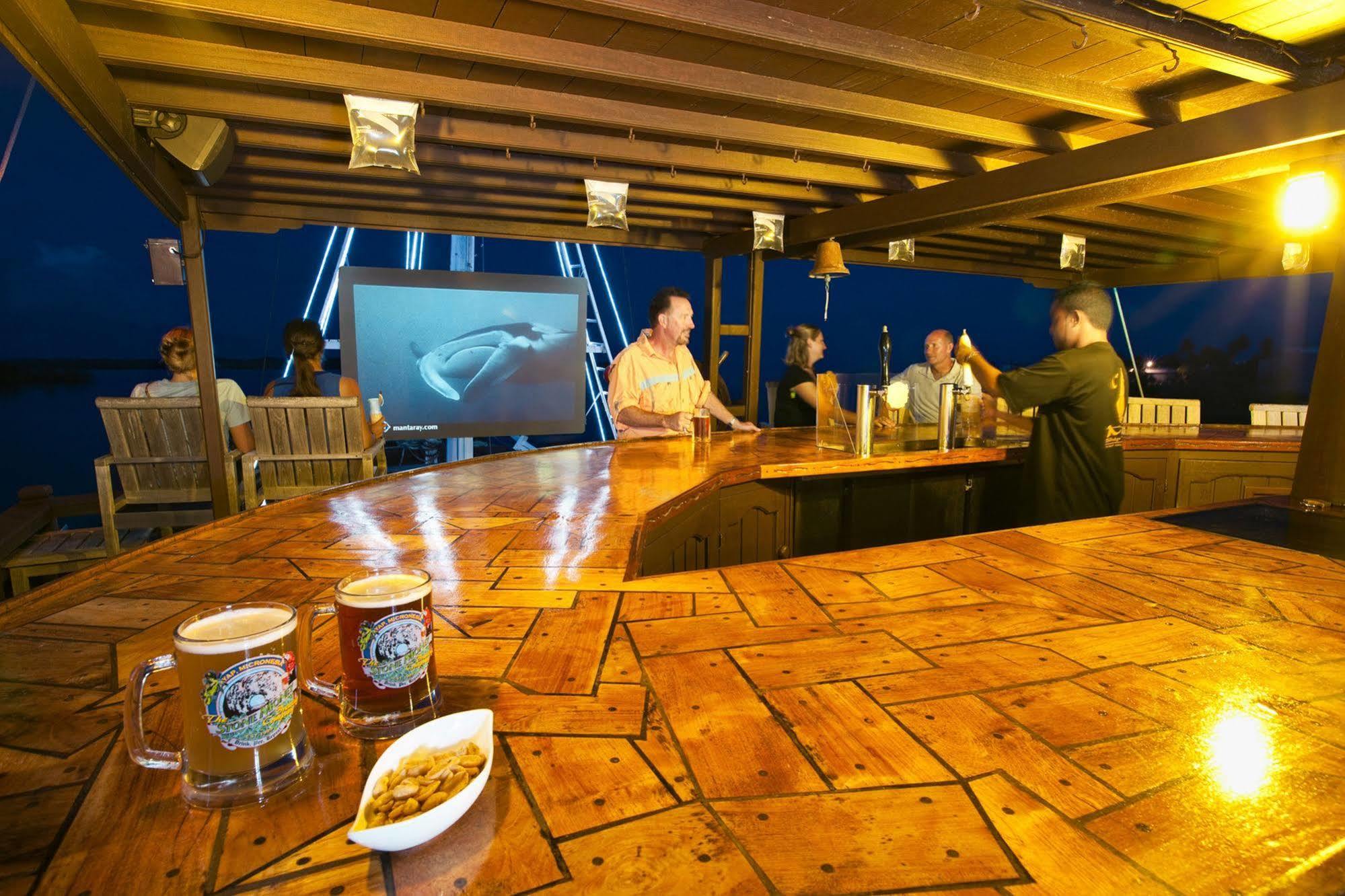 Manta Ray Bay Resort Colonia Zewnętrze zdjęcie